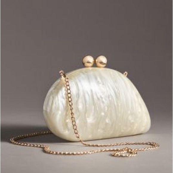 Rae of Light Shell Clutch Pearl (Ivory) - Picture 1 of 4